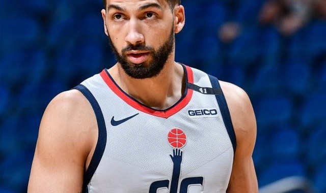 kaiyun-28岁新秀终于等到证明机会 队友称他是最努力的人