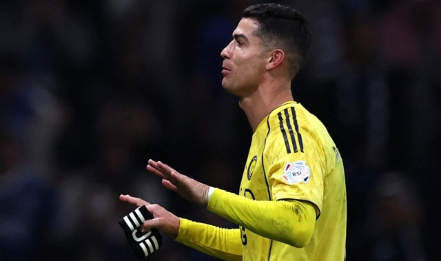 开云APP-明年退役？英媒：C罗很可能在27年夏季离开胜利，且可能就此退役