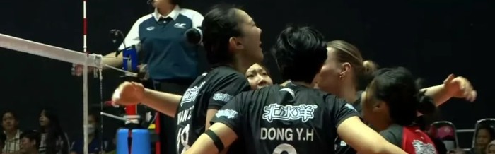 开云-人傻钱多！北京女排豪掷重金，亚冠依旧离奇输球，用人执教全乱套|副攻|董禹含|缪伊雯|教练|战术_新浪体育_新浪新闻