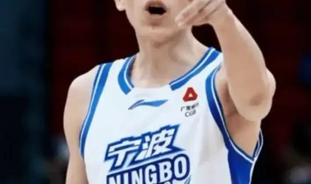 开云APP-37岁刘晓宇704场手刃旧主：最狠的绝杀，是最深的温柔