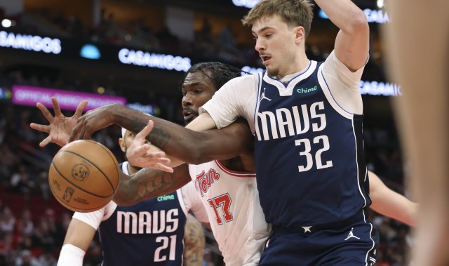 开云体育下载-允许年轻人犯错！19岁弗拉格&amp;23岁申京阿门 开发投射等终极形态